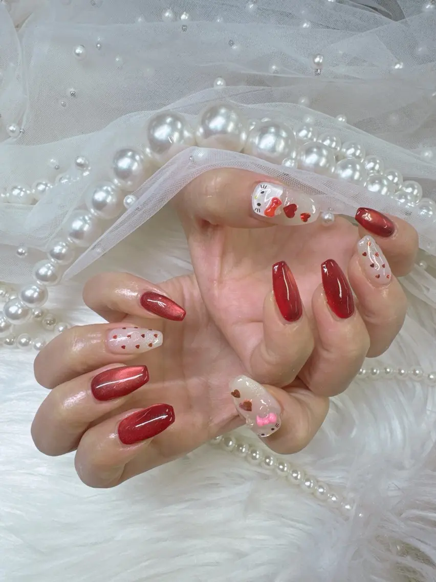 ネイル アートネイル べっ甲ネイル ドット フレンチネイル ジェルネイル フットネイル Queeens nailのネイルデザイン
