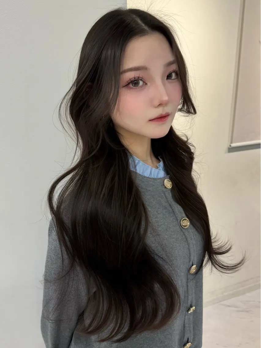 ロング Rita/髪質改善 /透明感カラーのヘアスタイル