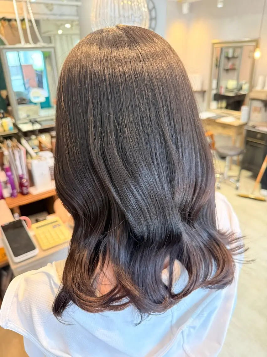 セミロング カラー 🫧髪質改善🫧/ 椛島流音のヘアスタイル