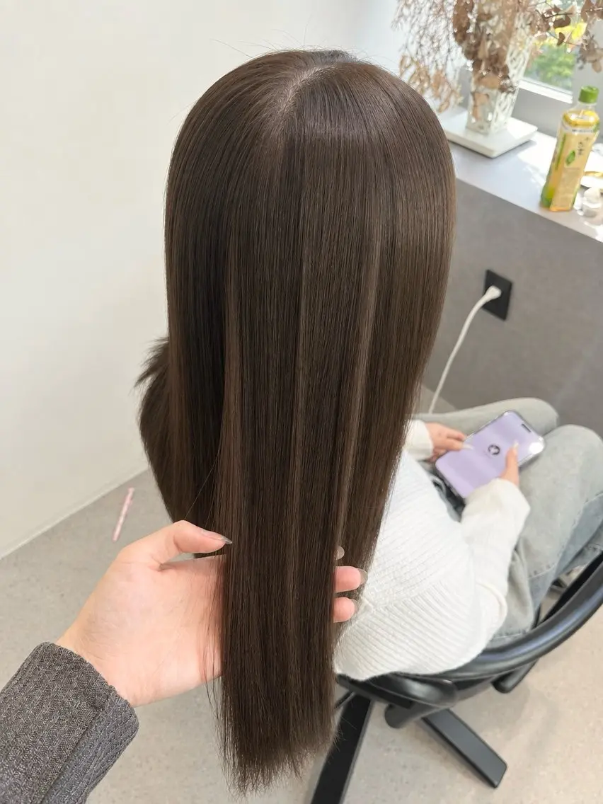 ロング カラー 池谷 茉耶のヘアスタイル