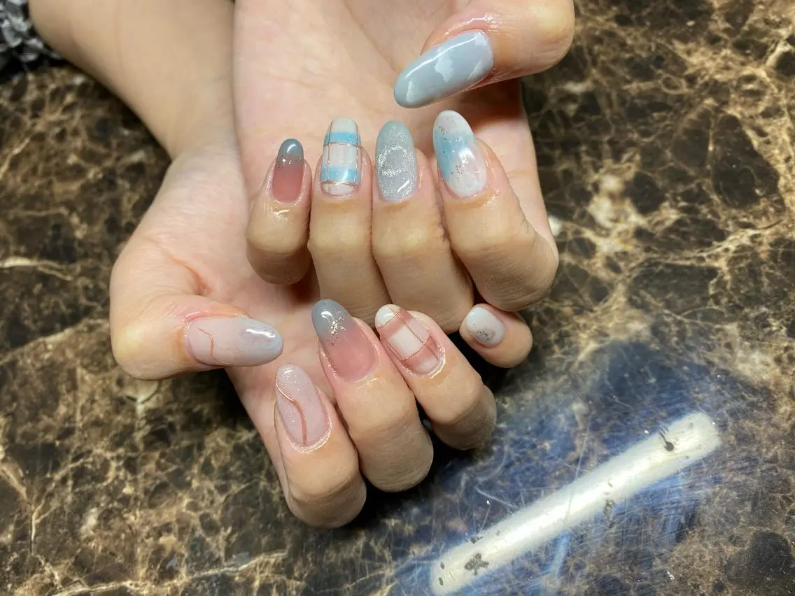 ネイル IROHA Nail 矢掛萌子のネイルデザイン