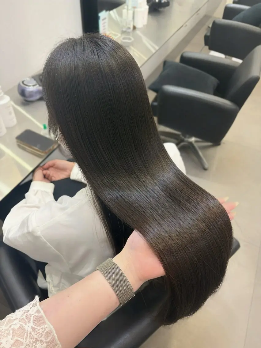ロング 縮毛矯正 Core Haruのヘアスタイル