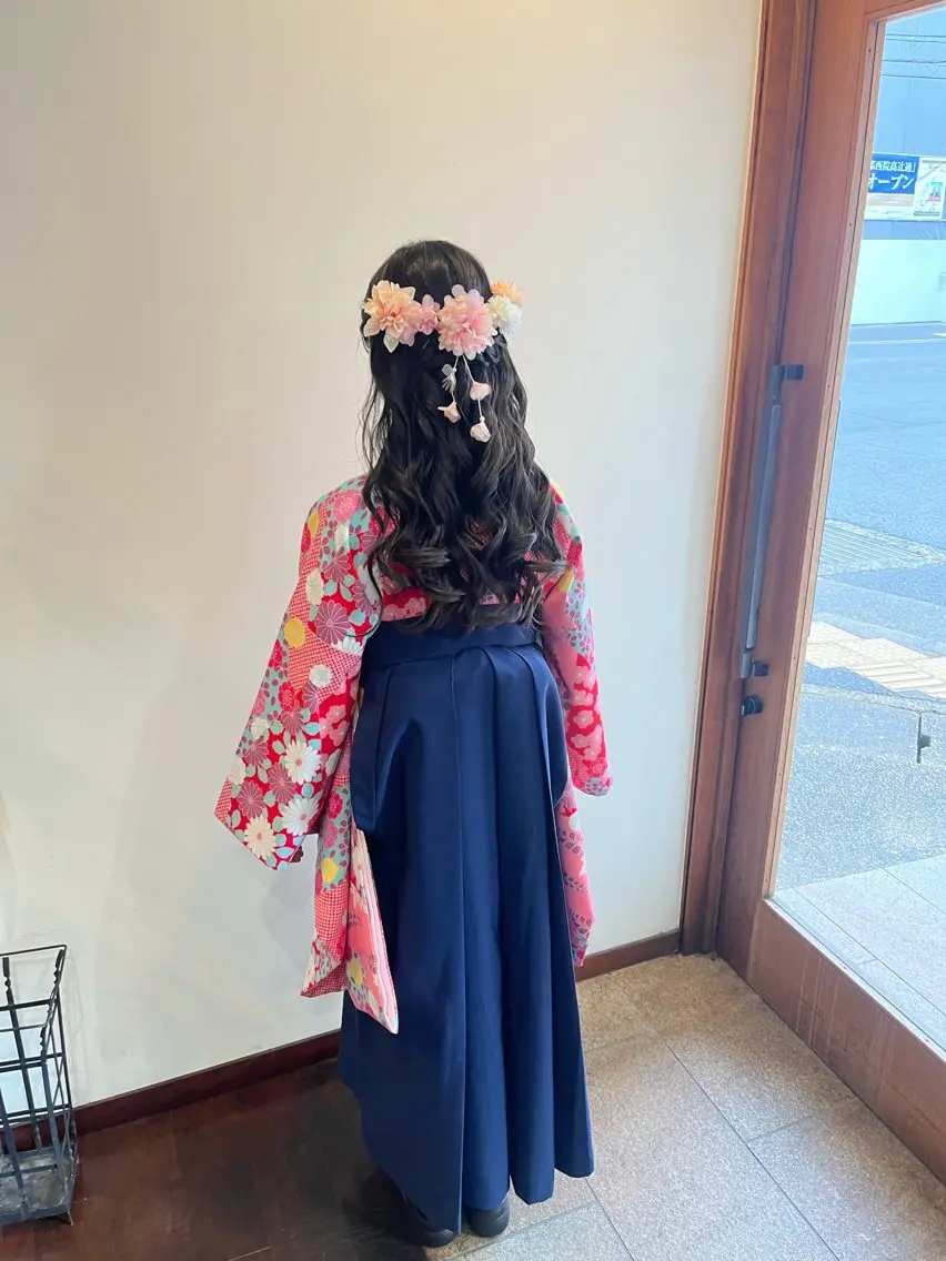 ロング 卒業式のヘアスタイル ヘアセット 金岡 碧のヘアスタイル