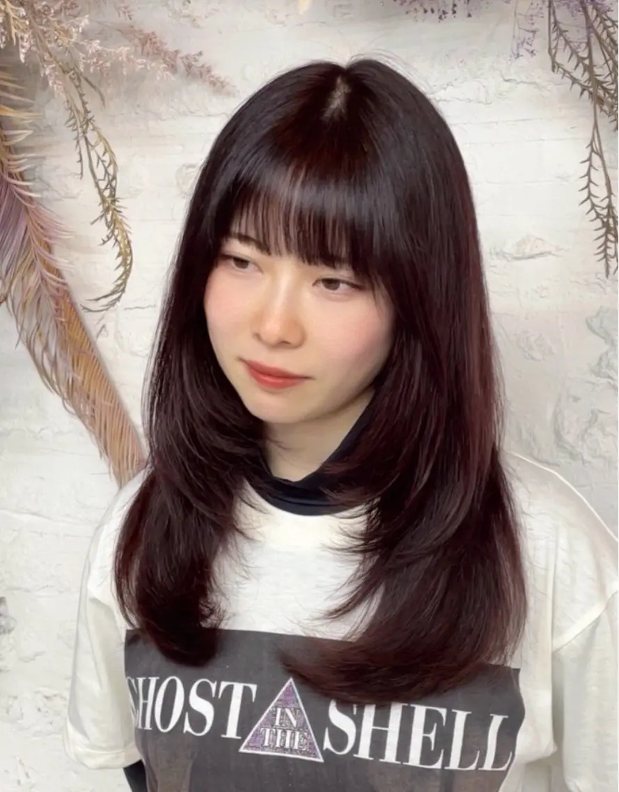 ロング レイヤーカット いちかわ ことねのヘアスタイル