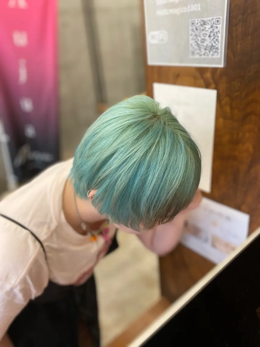 ショート カラー 🌈艶ハイトーン特化 🌈NOZOMUのヘアスタイル
