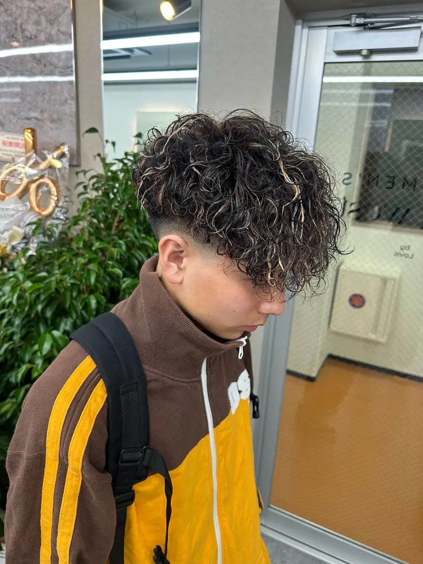 カラー パーマ メンズ 大宮/海外風パーマ 🇺🇸隼也🇪🇸のヘアスタイル