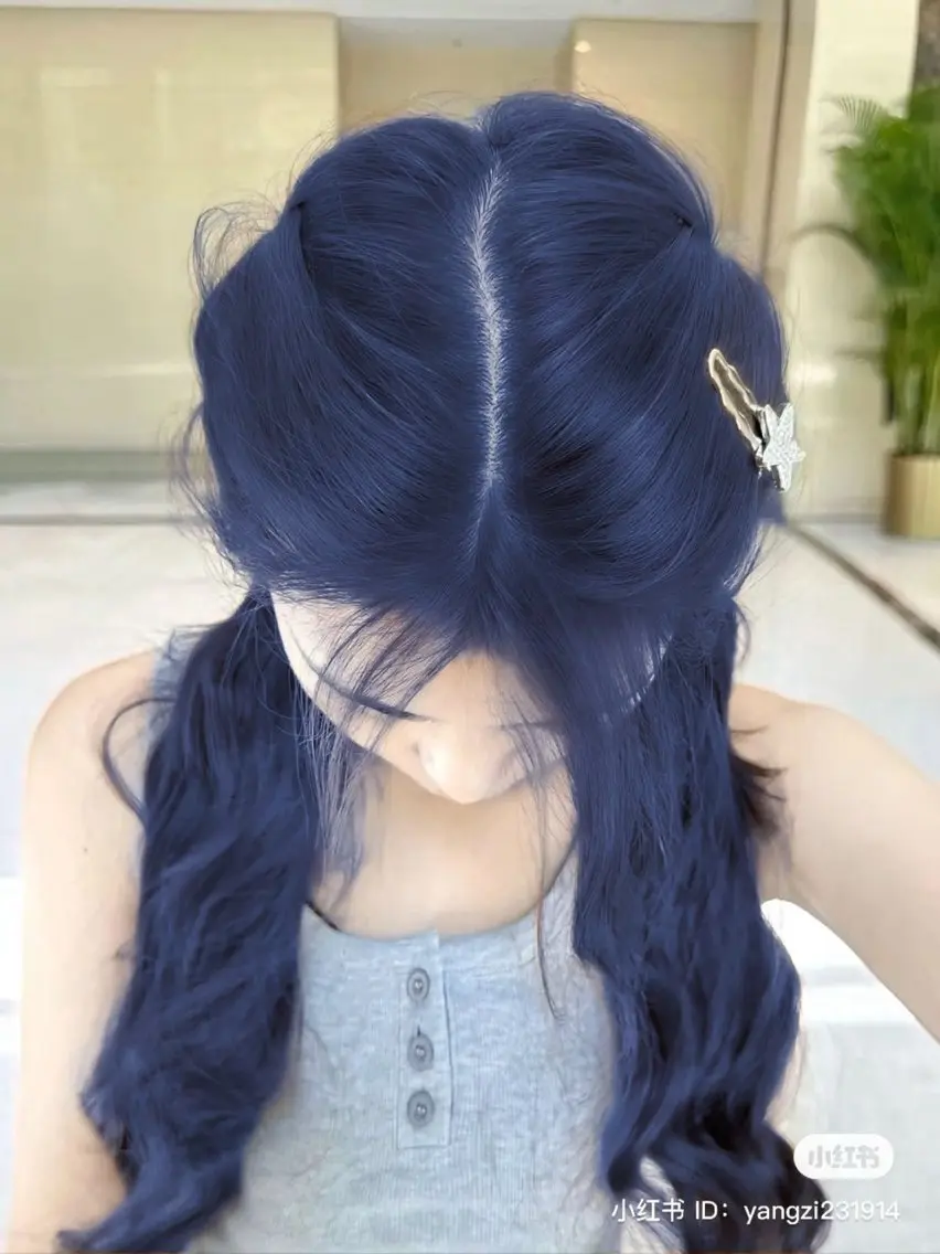 ロング カラー ブルーカラー ラベンダー💜 グレージュ🩶のヘアスタイル