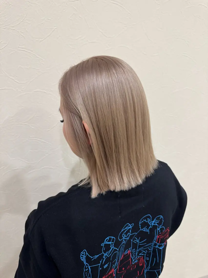 ミディアム カラー ヘアアレンジ 佐々木  まゆかのヘアスタイル