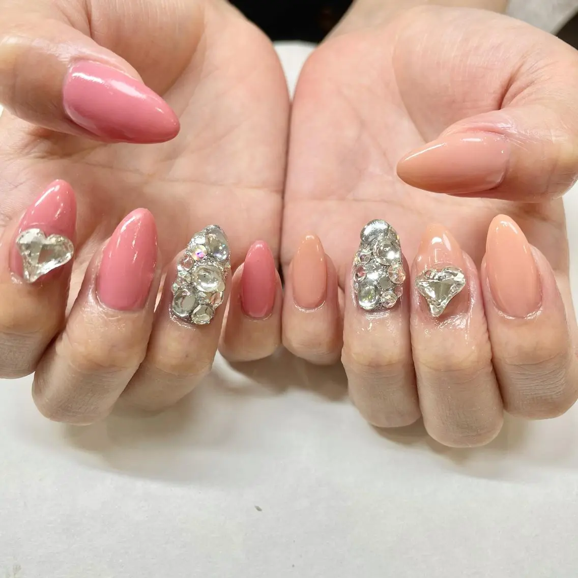 ネイル ハート ストーンネイル ハンドネイル フットネイル 🎀AYAKO 🎀中韓ネイルのネイルデザイン