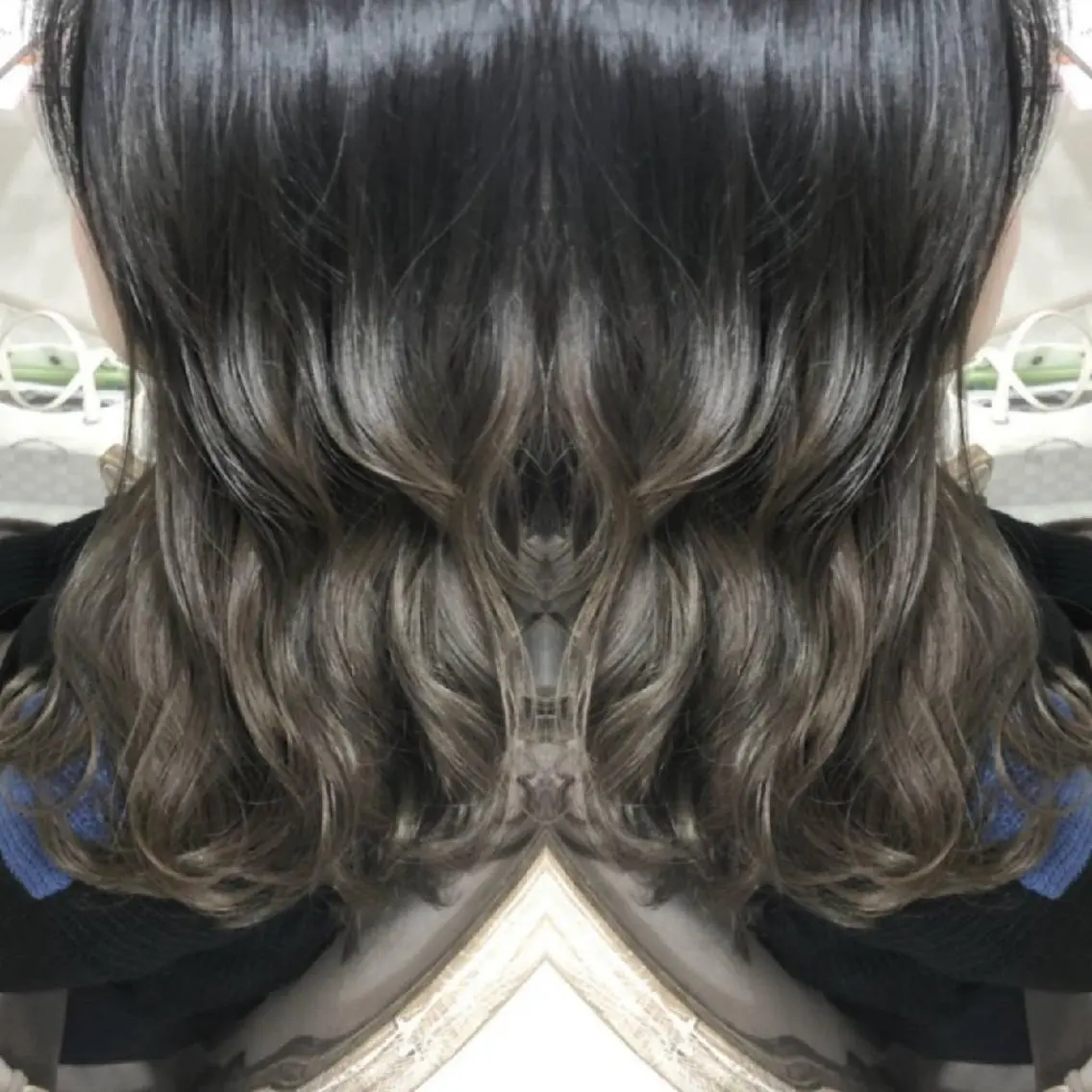 ロング カラー ヘアアレンジ グラデーションカラー See by merの眉毛・アイブロウイメージ