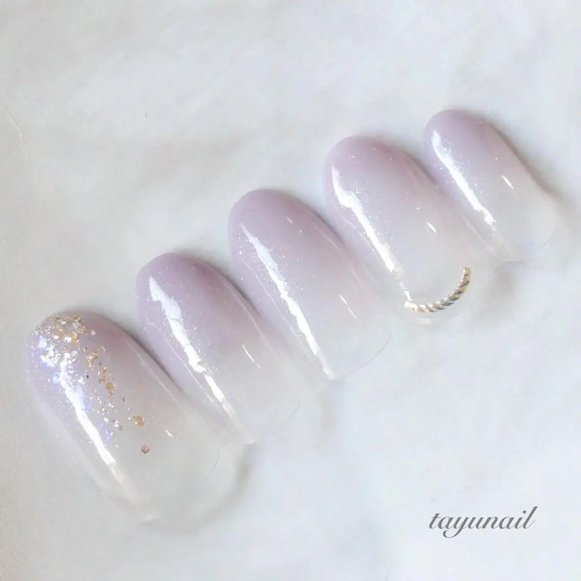 ネイル アートネイル ジェルネイル グラデーション キラキラネイル ニュアンスネイル ハンドネイル ネイルサロン 【たゆnail】のネイルデザイン