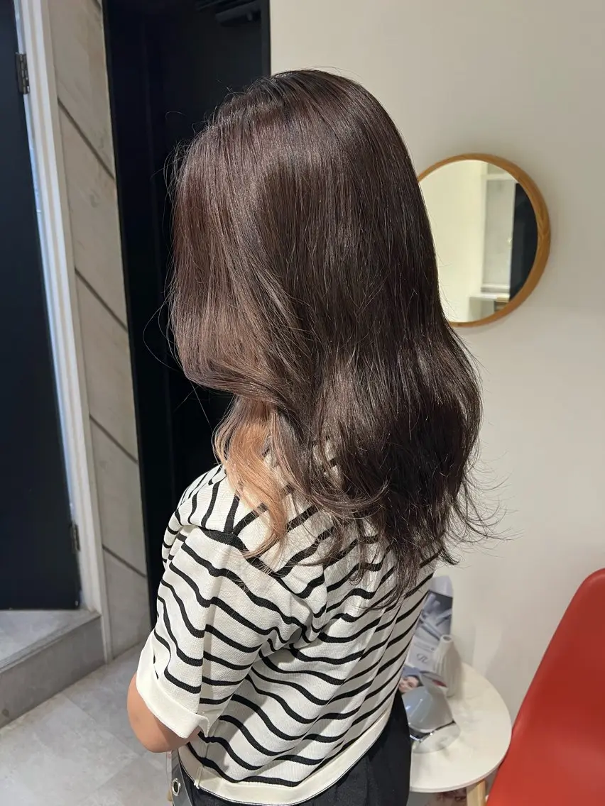 ミディアム カラー イヤリングカラー ayaka🫧 梅田ダブルカラーのヘアスタイル
