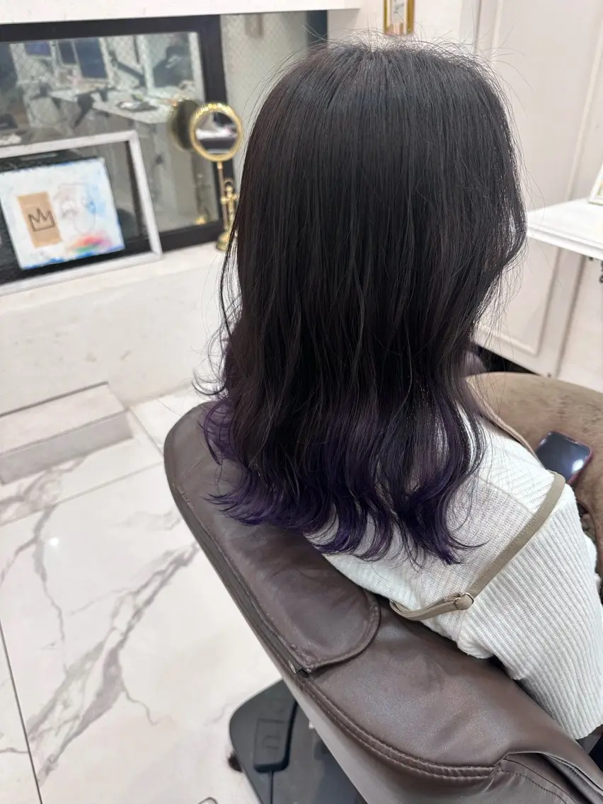 セミロング カラー ブリーチ グラデーションカラー 安田 柚月のヘアスタイル