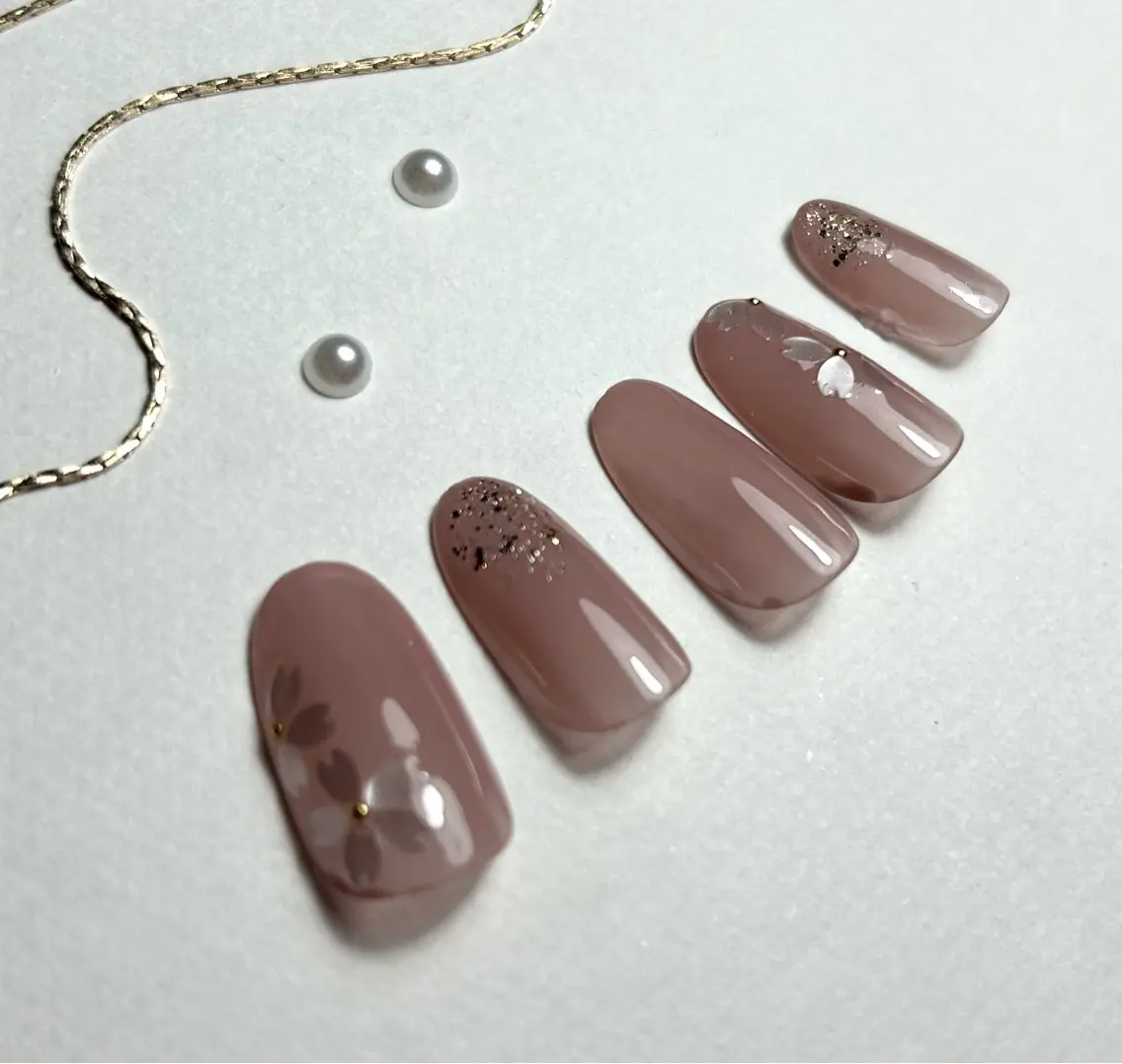 ネイル 桜ネイル 入学式 卒業式 ハンドネイル le_rire _nailのネイルデザイン