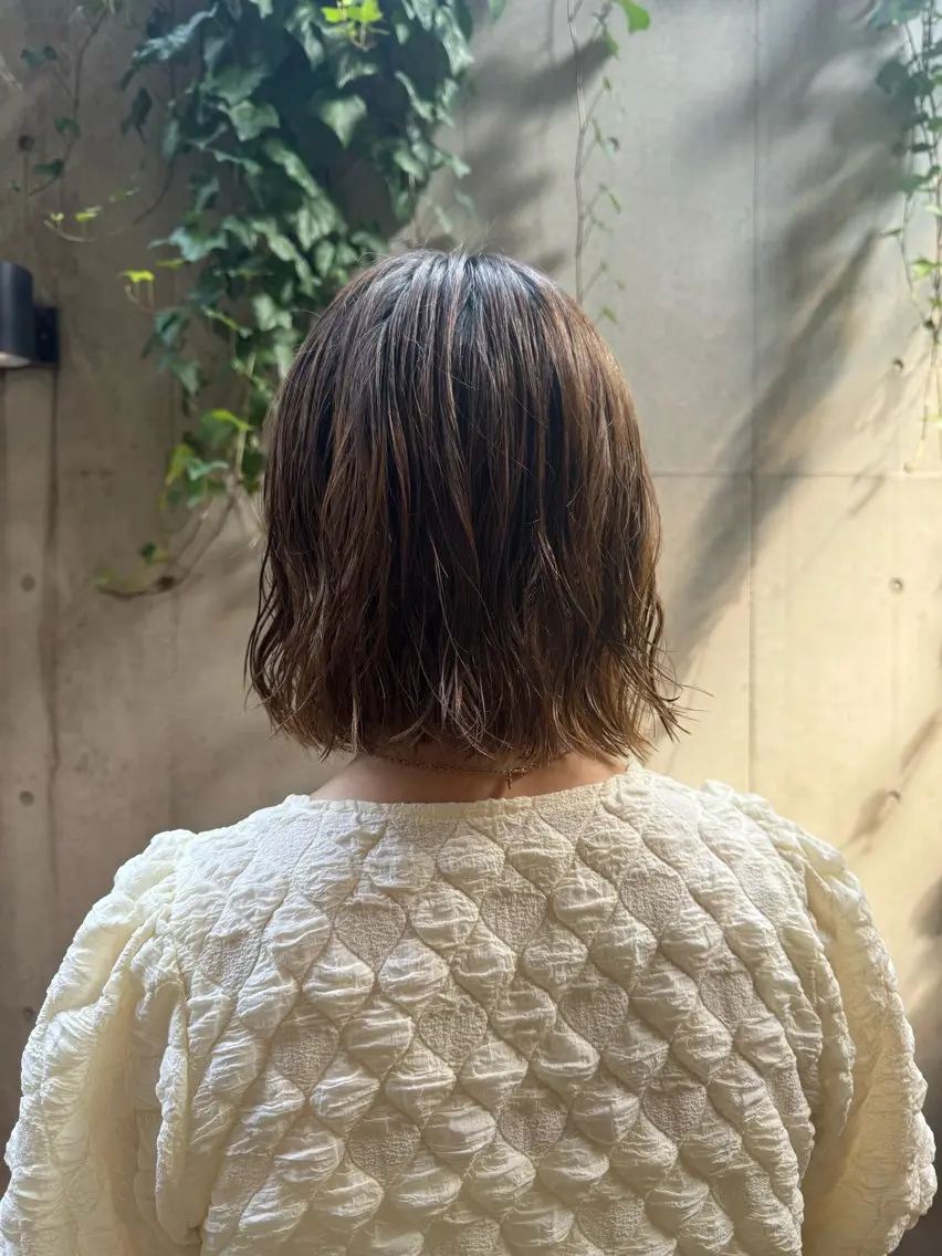 ショート カット パーマ 大人可愛い♡コテ巻き パーマ🌼杉田 萌恵のヘアスタイル