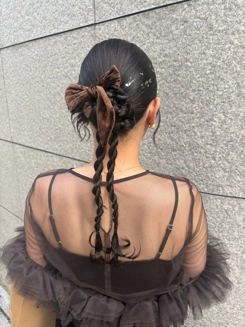 ロング ヘアアレンジ yurino🩵💍 レイヤー、ヘアセットのヘアスタイル
