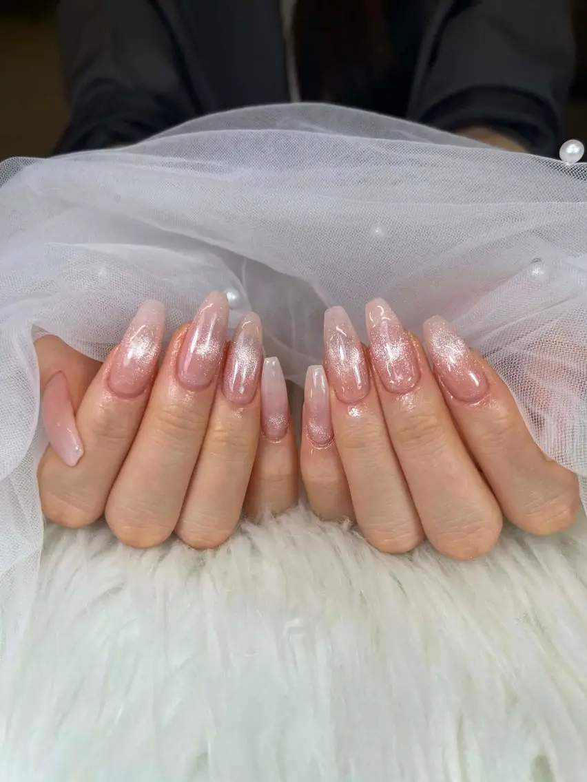 マグネット🧲➕グラテーションネイルコース🌷💕🌷(オフなし)の写真