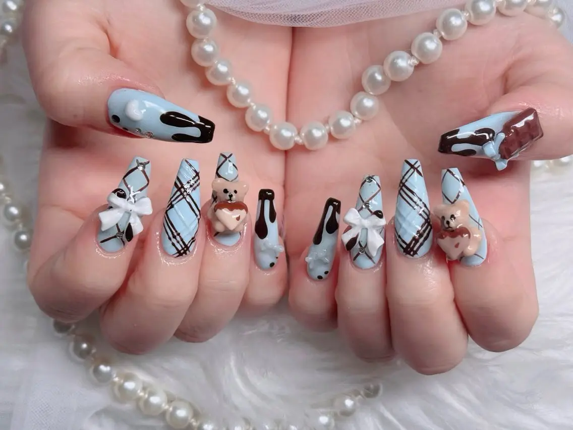 ネイル アートネイル チークネイル フレンチネイル ジェルネイル ガーリー HAPPI NAIL 大国町のネイルデザイン