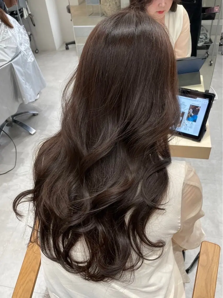 ロング カラー ヘアカラー トリートメント ゆうか🐈‍⬛ /SOYON土橋2号のヘアスタイル