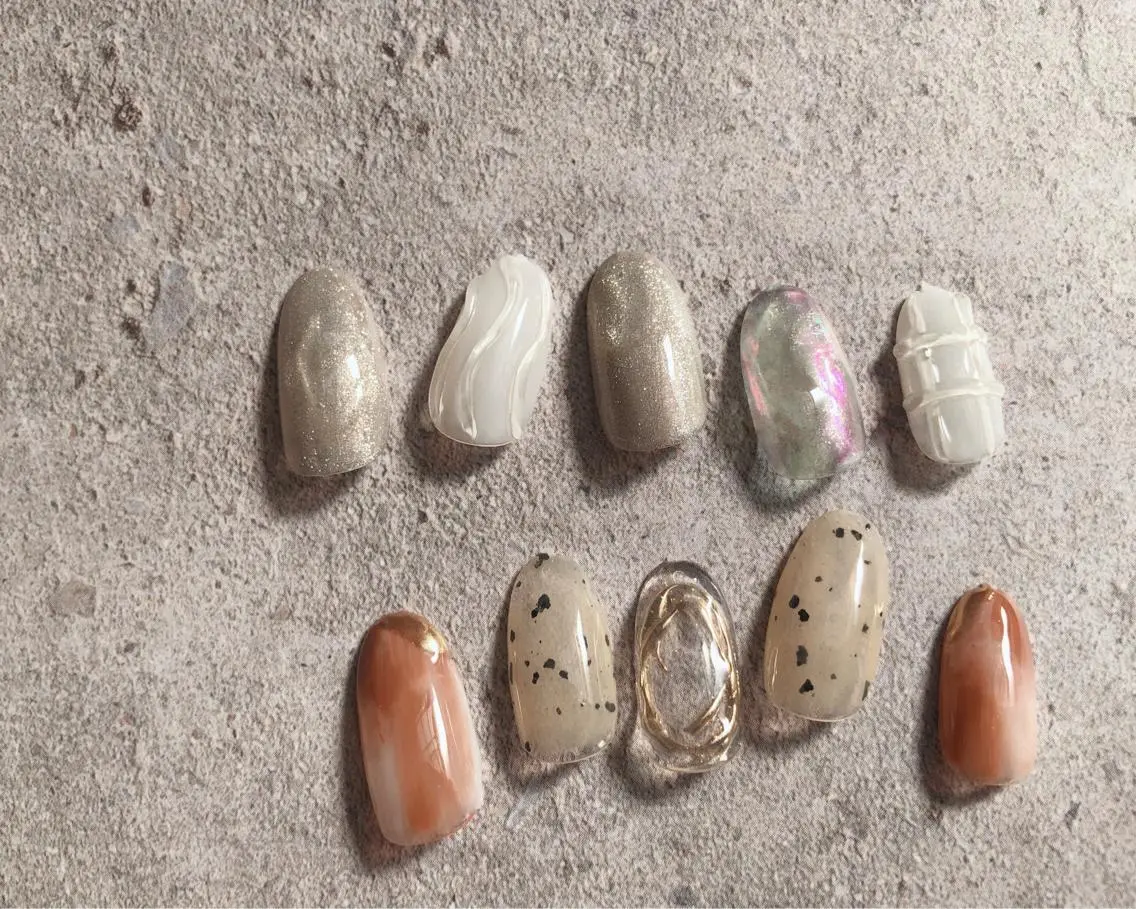 ネイル ミラーネイル ニュアンスネイル ハンドネイル saki_ nail heronのネイルデザイン