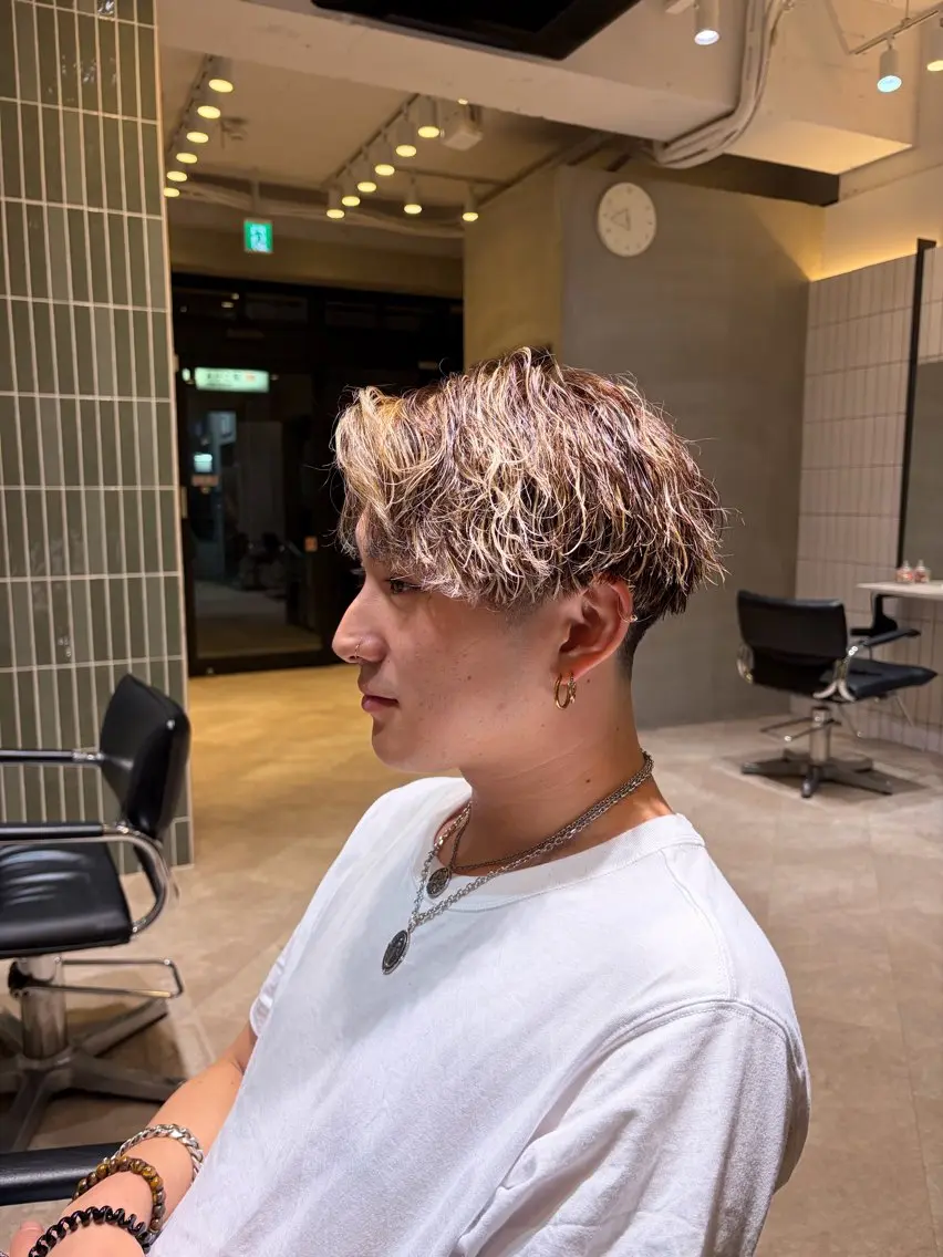 ショート メンズ カット ヘアカラー 正野 大翔のヘアスタイル