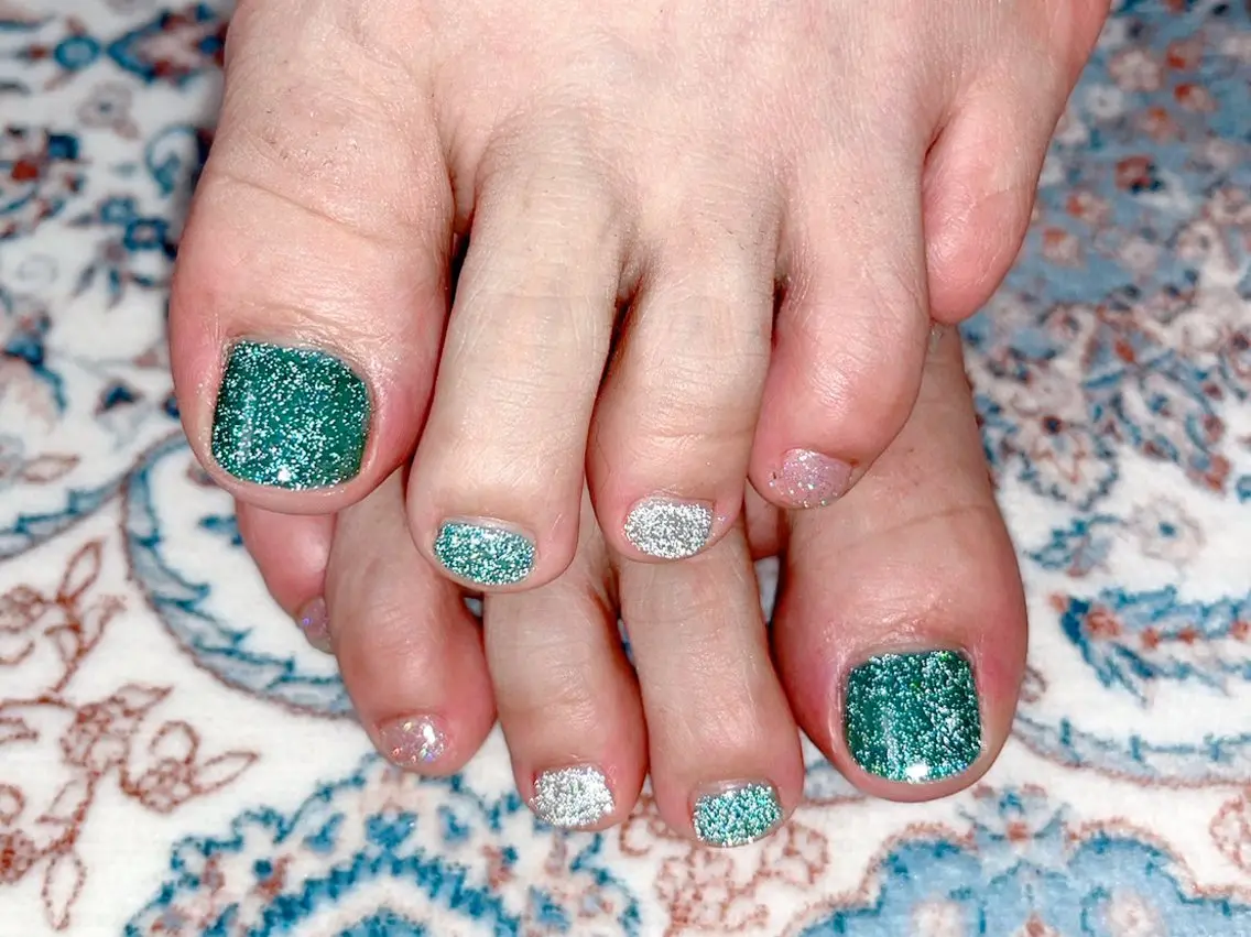 ネイル フラッシュネイル フットネイル 幸岡 希和のネイルデザイン