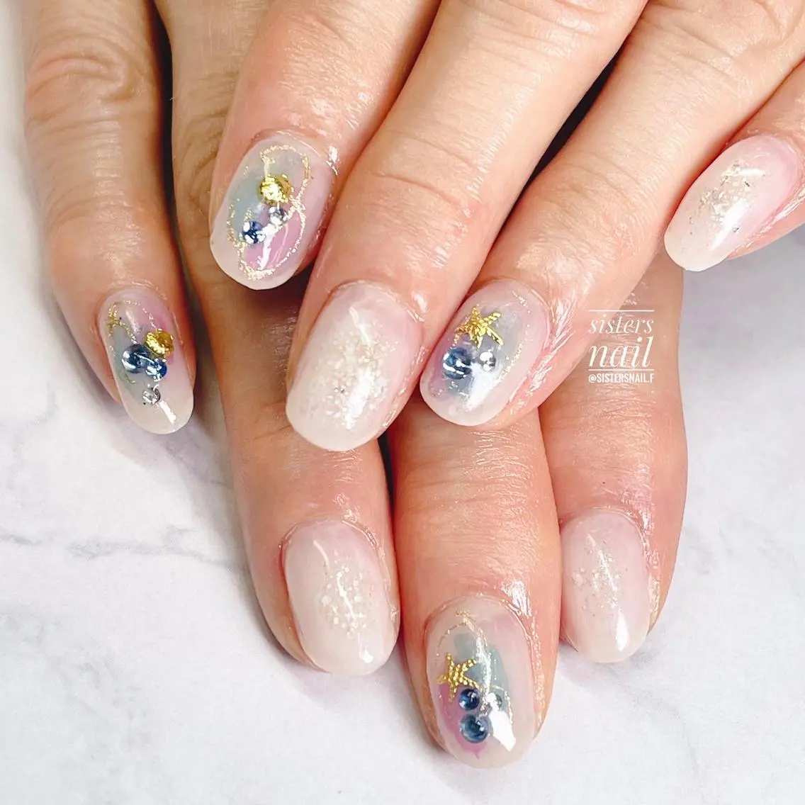 ネイル アートネイル オフィスネイル ワンカラーネイル シンプルネイル 夏ネイル sisters nail.fのネイルデザイン