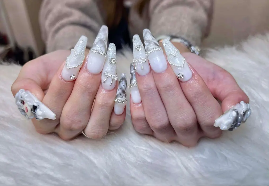 ネイル アートネイル 成人式 ジェルネイル ニュアンスネイル 夏ネイル ハンドネイル Jenn Nail Salonのネイルデザイン