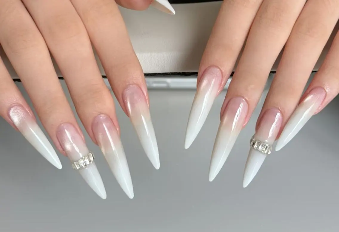 ネイル ハンドネイル 🎀 NaNa_nailのネイルデザイン