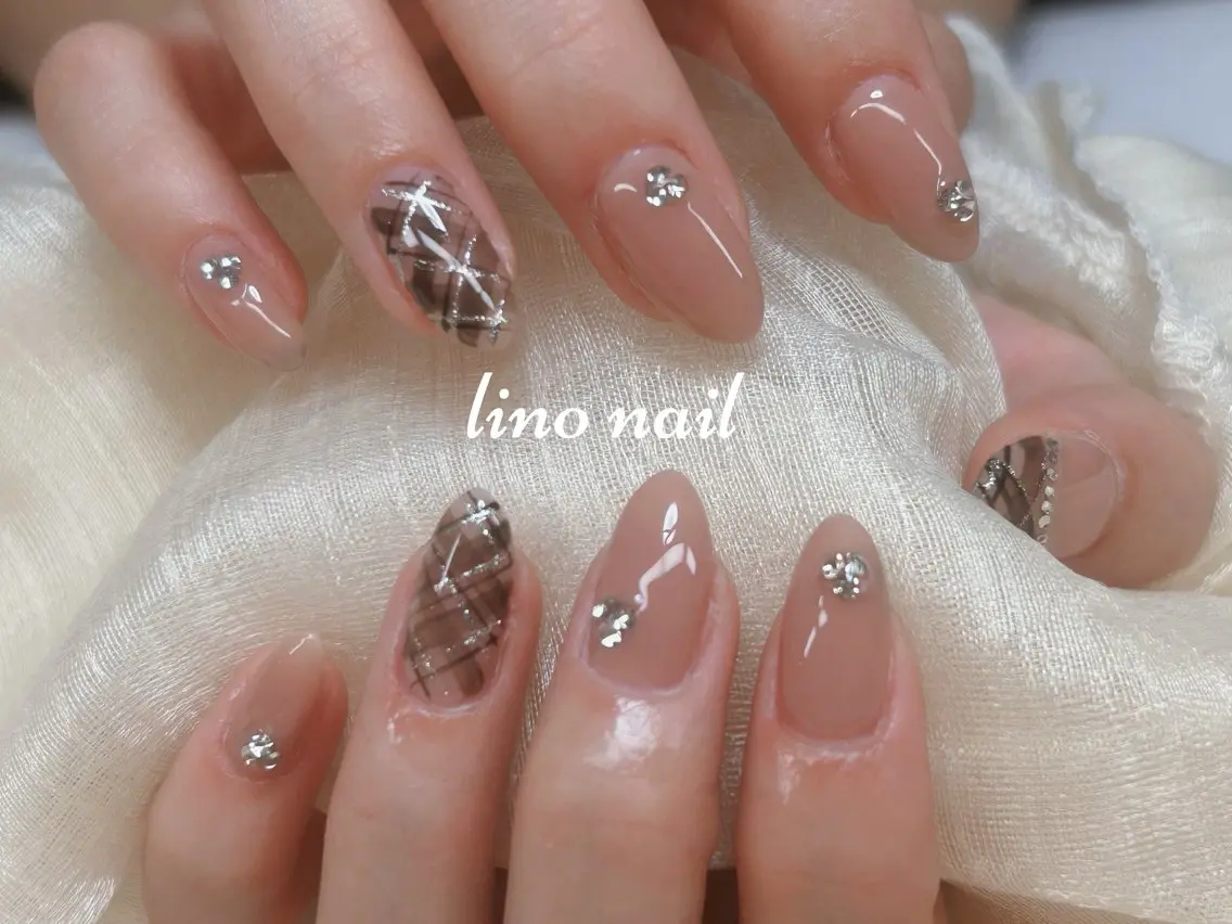 ネイル 持ち込み ハンドネイル Lino Nailのネイルデザイン