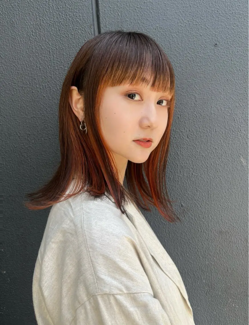 ミディアム カラー インナーカラー オレンジ ボブ ヘアカラー 派手髪デザインカラー ヒロカのヘアスタイル