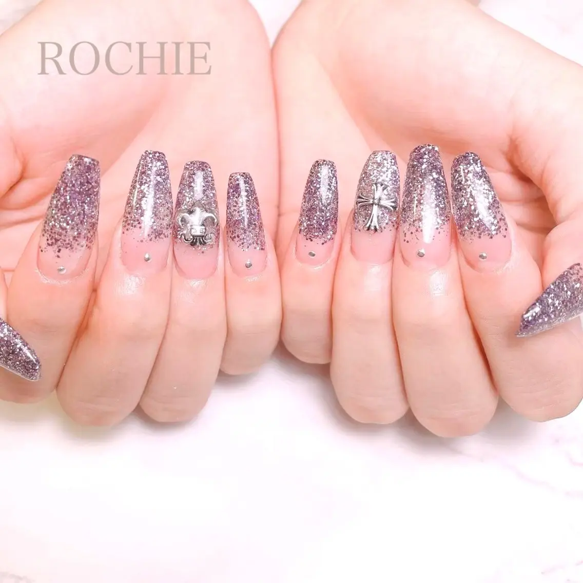 ネイル ROCHIE Rikaのネイルデザイン