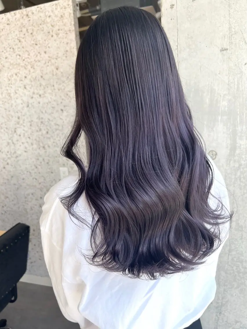 ロング カラー ヘアアレンジ アッシュ ブリーチ ケアブリーチ ダブルカラー ハイライトカラー ヘアカラー lani ブリーチ /ダブルカラーのヘアスタイル