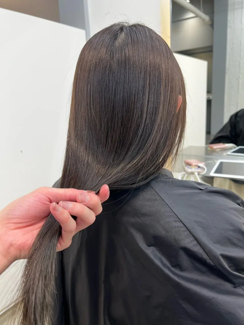 【再来】🍃カット＋プレミアムケアカラー＋3stepケラチントリートメント(コテ巻き仕上げ＋ショートスパ付き)の写真