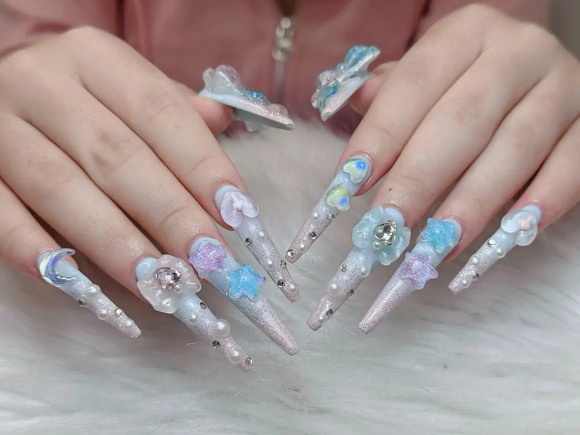 ネイル アートネイル 成人式 ジェルネイル ニュアンスネイル 夏ネイル ハンドネイル Jenn Nail Salonのネイルデザイン