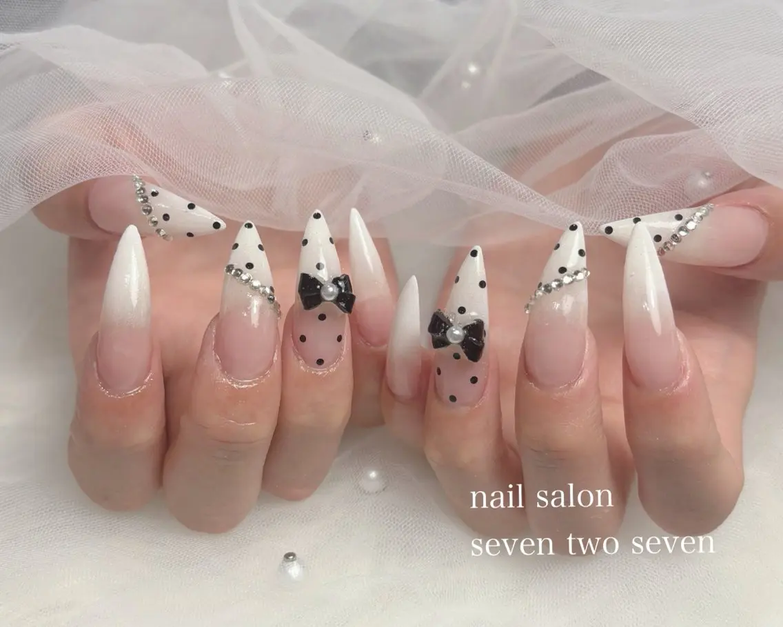 ネイル ハンドネイル 727 nailのネイルデザイン