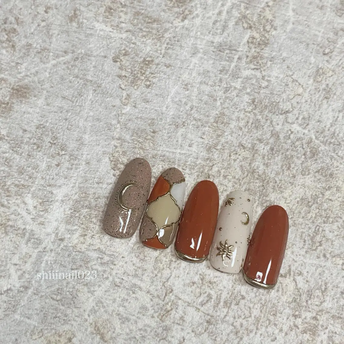 ネイル AERA nail shino🐱⸝꙳のネイルデザイン