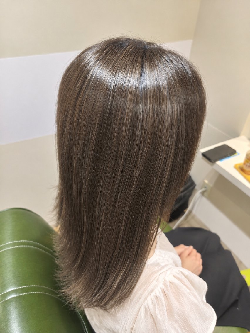 セミロング ヘアカラー トリートメント 木村 友恵のヘアスタイル