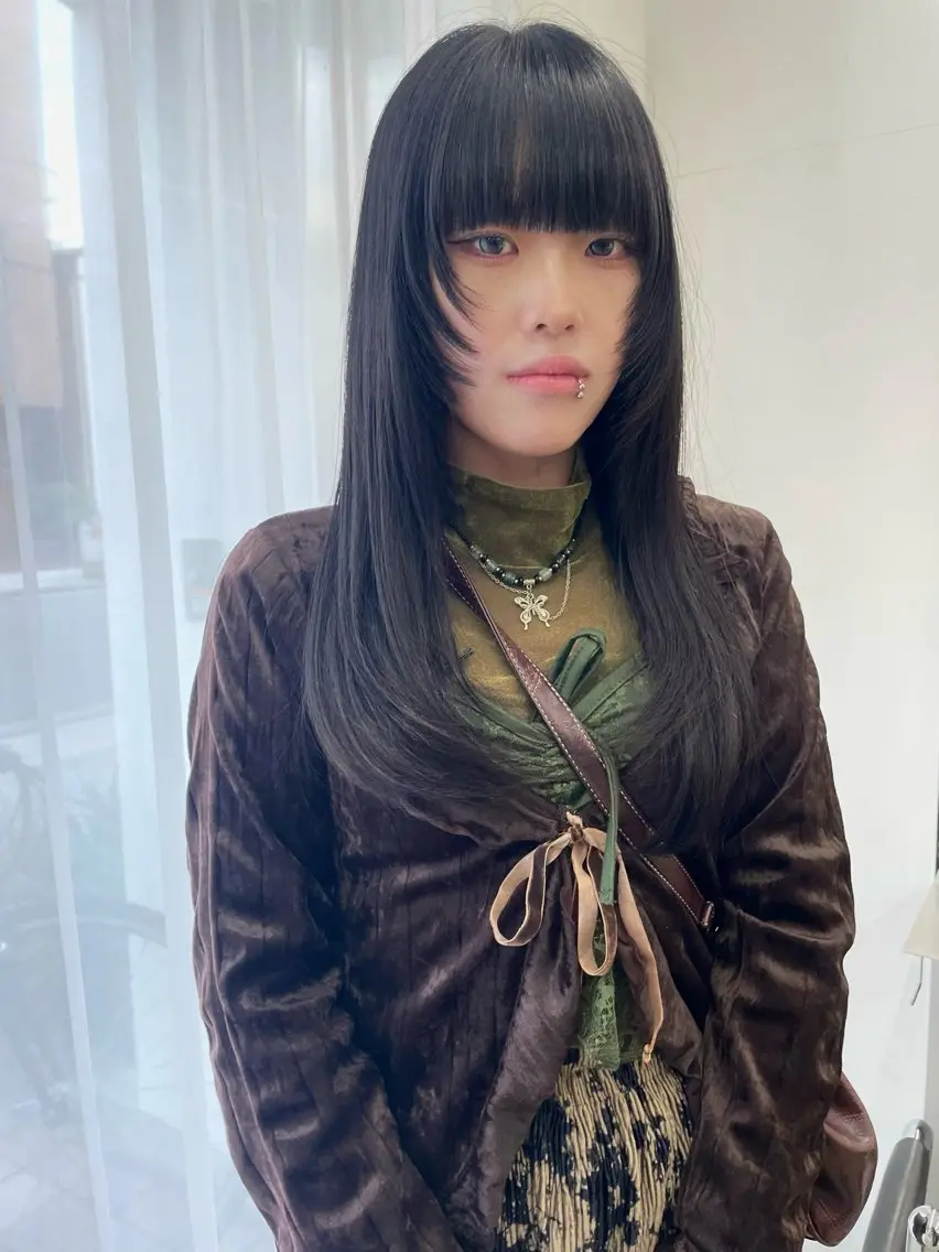 ロング カット Authen. soraのヘアスタイル