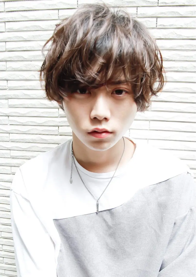 ショート カラー パーマ メンズ 佐伯 りょうのヘアスタイル
