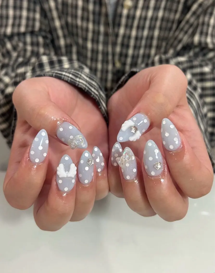 ネイル フレンチネイル ジェルネイル 韓国ネイル マグネットネイル 持ち込み ハンドネイル Mimi nail _Royalのネイルデザイン