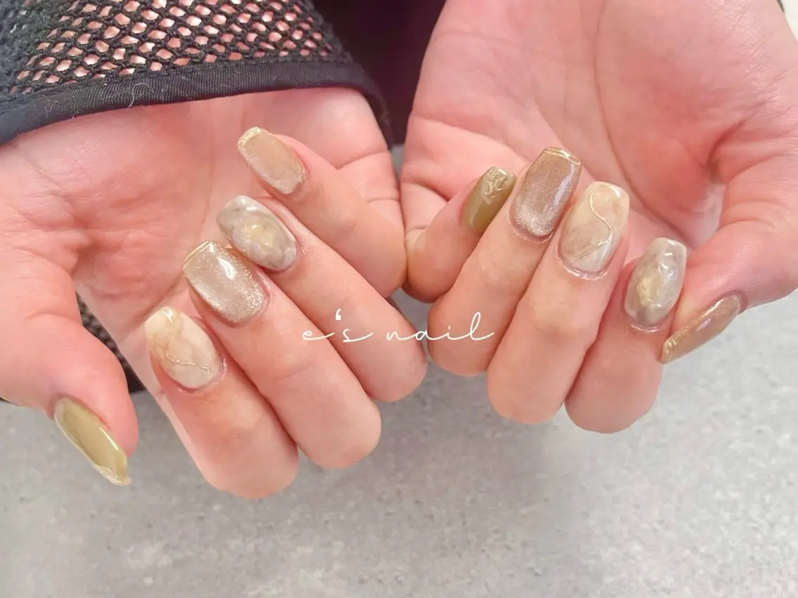 ネイル e’s nail Lumièreのネイルデザイン