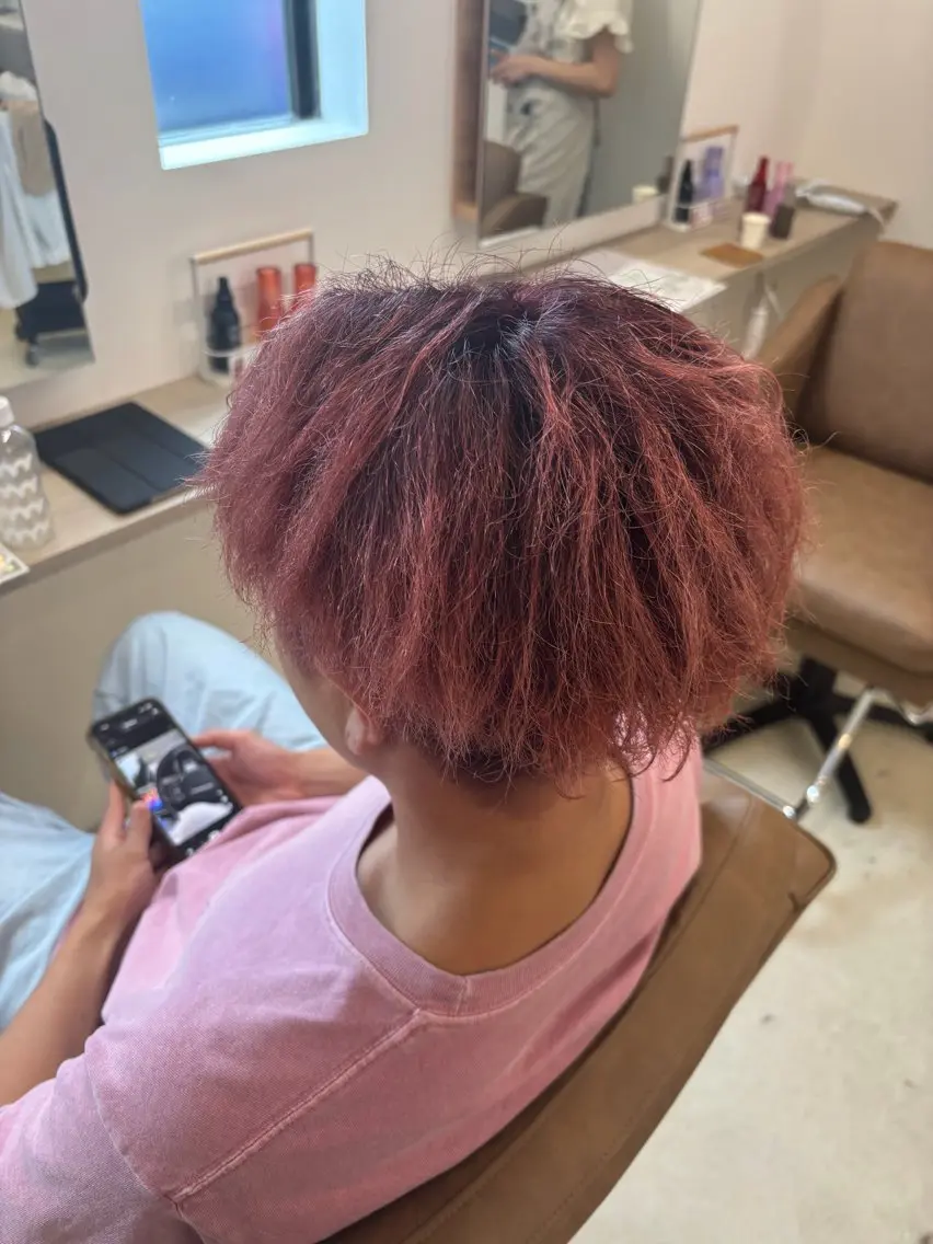 ショート ヘアカラー 村松 音歩のヘアスタイル