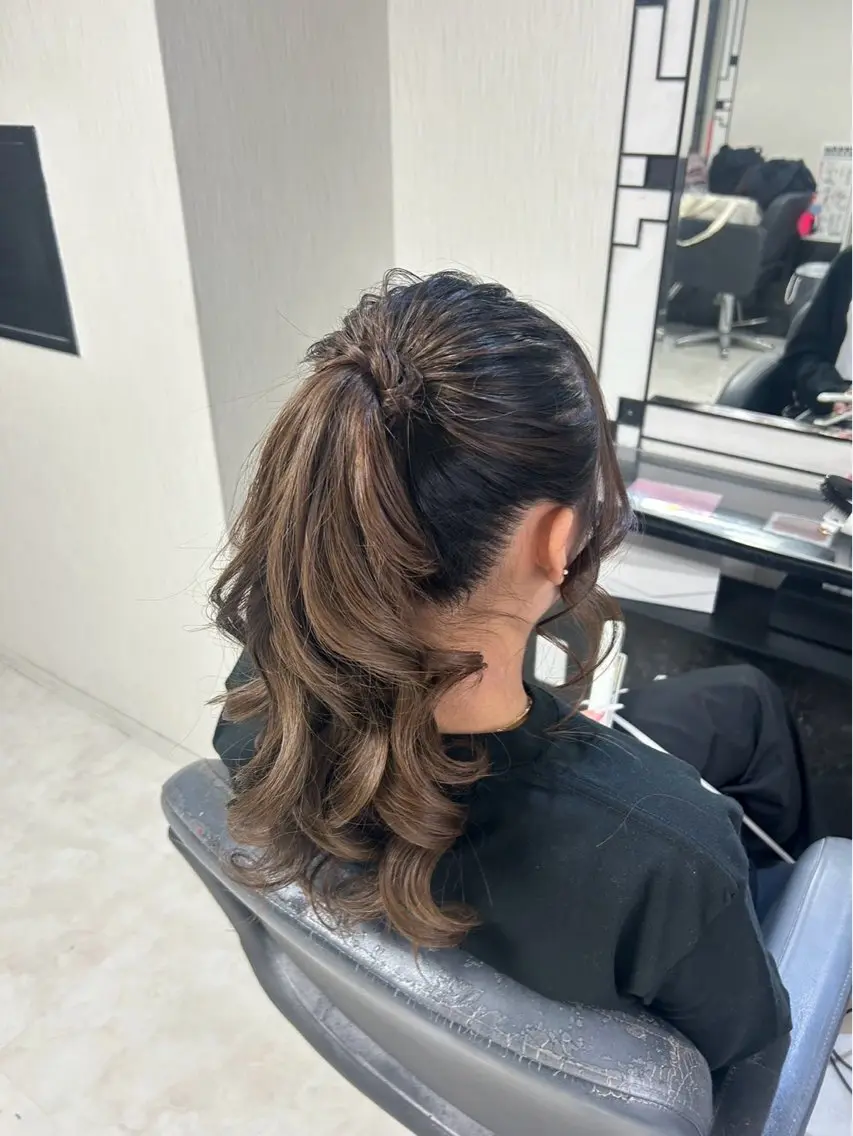 ロング ヘアセット ベルグロー🧡 心斎橋スタッフ🦋のヘアスタイル