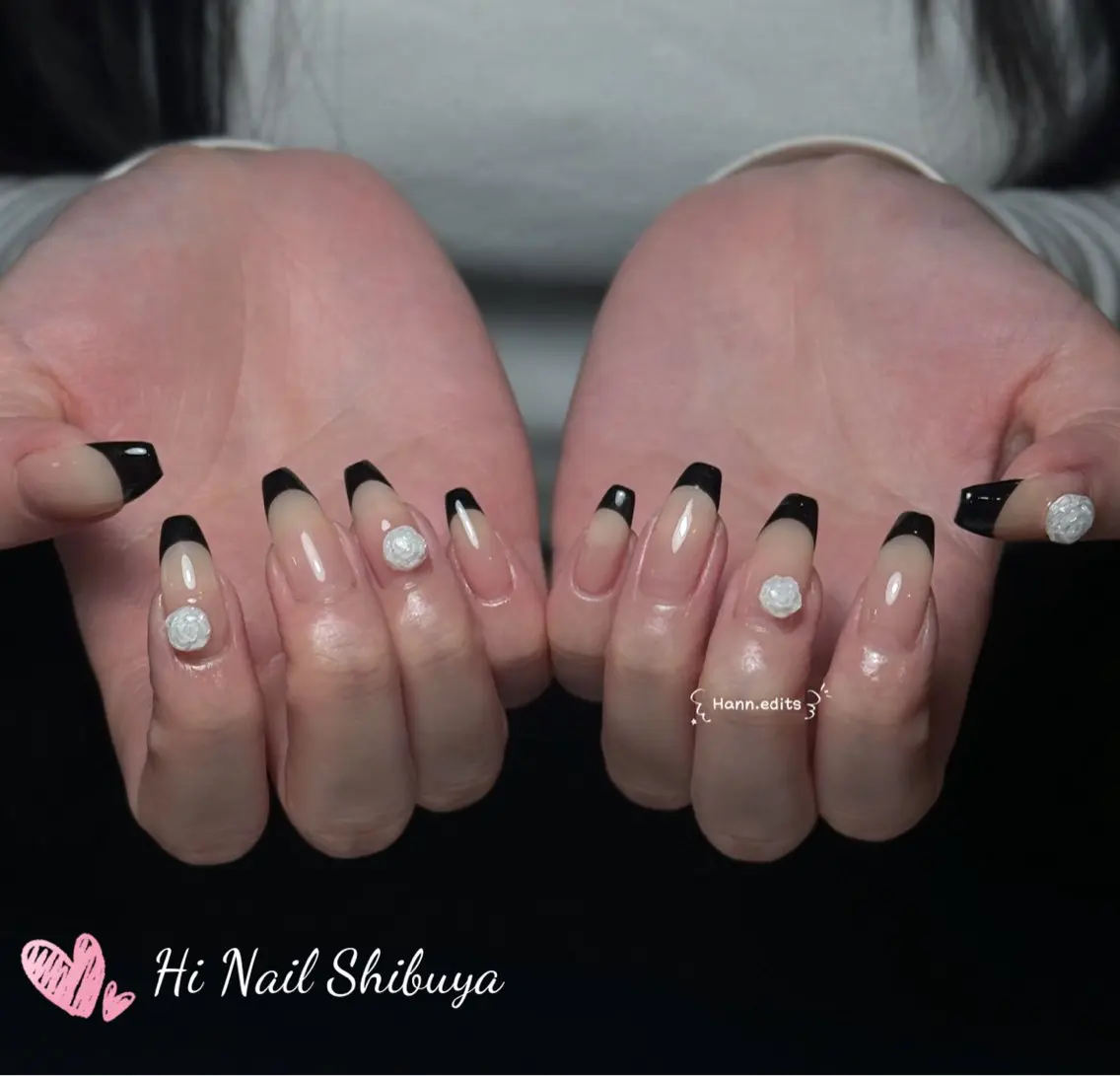 ミディアム ハンドネイル ハンドケア Hi Nail Shibuyaのネイルデザイン