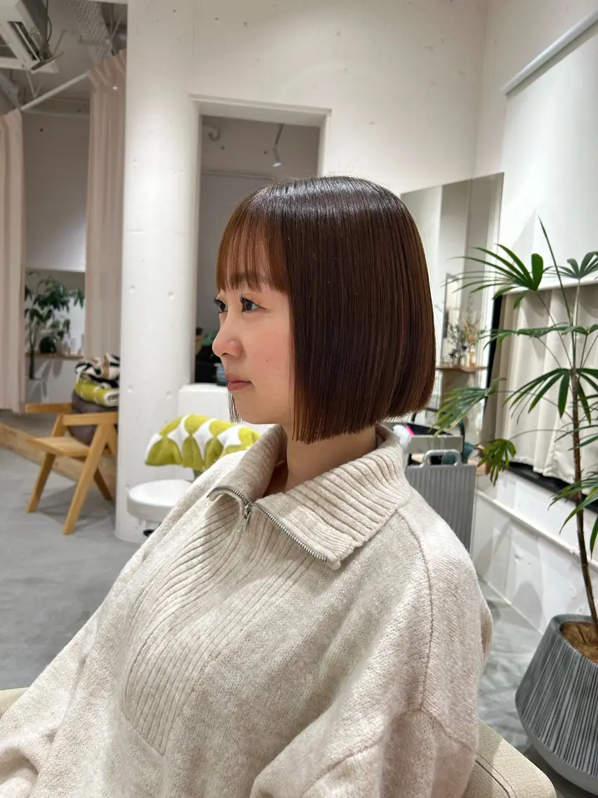 ショート 切りっぱなしボブ ボブ トリートメント 当日予約◎ボブ/ 縮毛矯正/まこのヘアスタイル