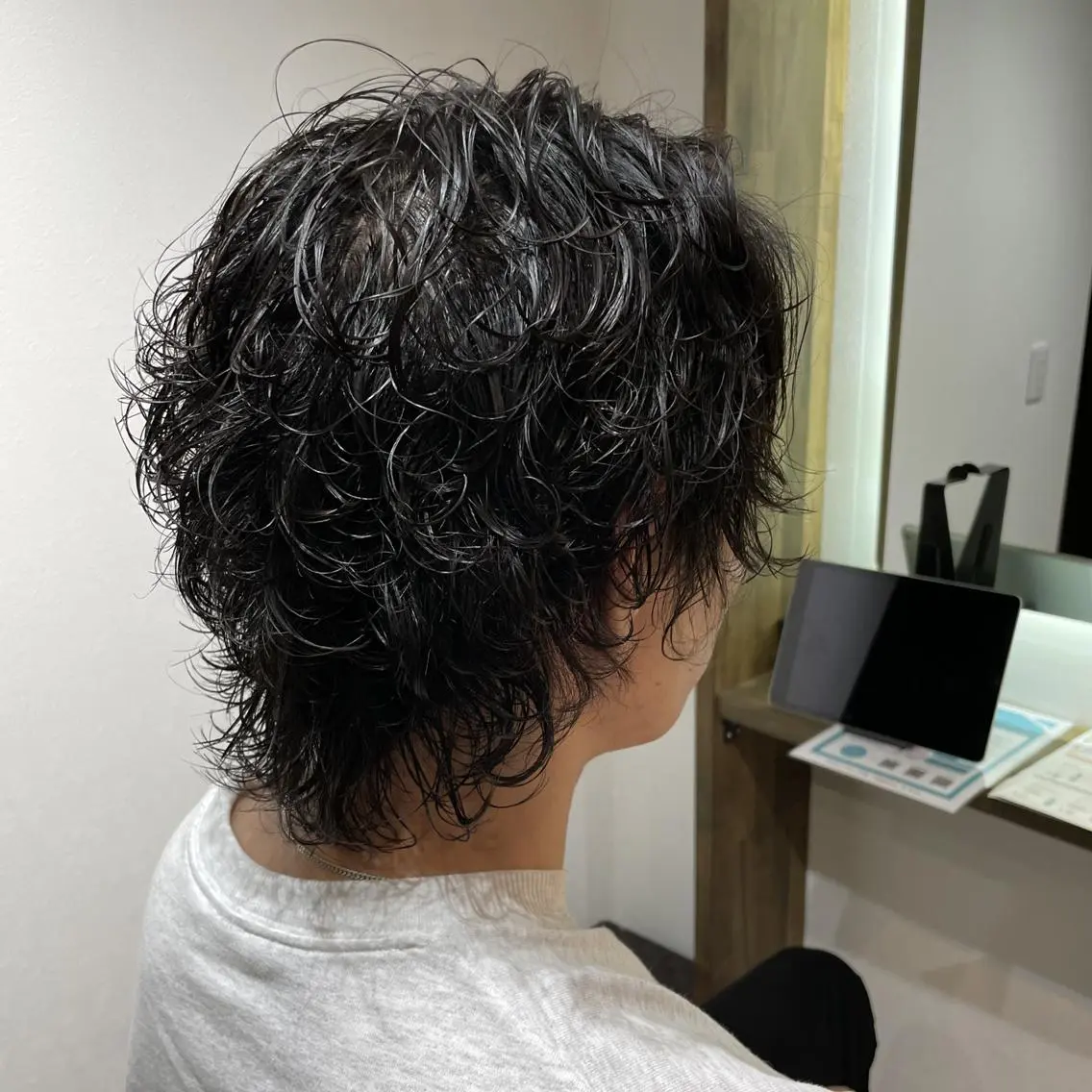 ミディアム パーマ メンズ ミディアムパーマ メンズパーマ メンズウルフカット ウルフカット カット パーマ パーマPrivate SalonNoa名駅のヘアスタイル