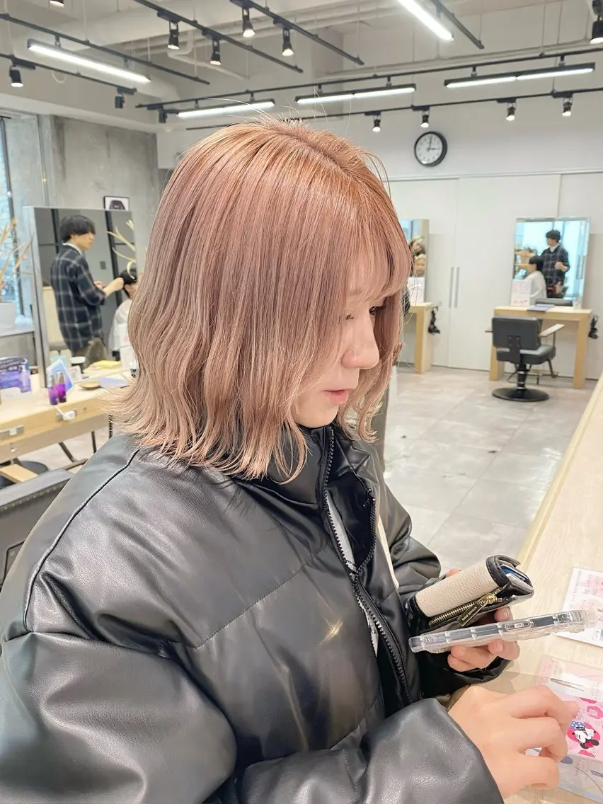 ショート カラー ベージュカラー ピンクカラー ピンクベージュ ヘアカラー トリートメント ブリーチ/髪質改善 🍀MASAKiのヘアスタイル