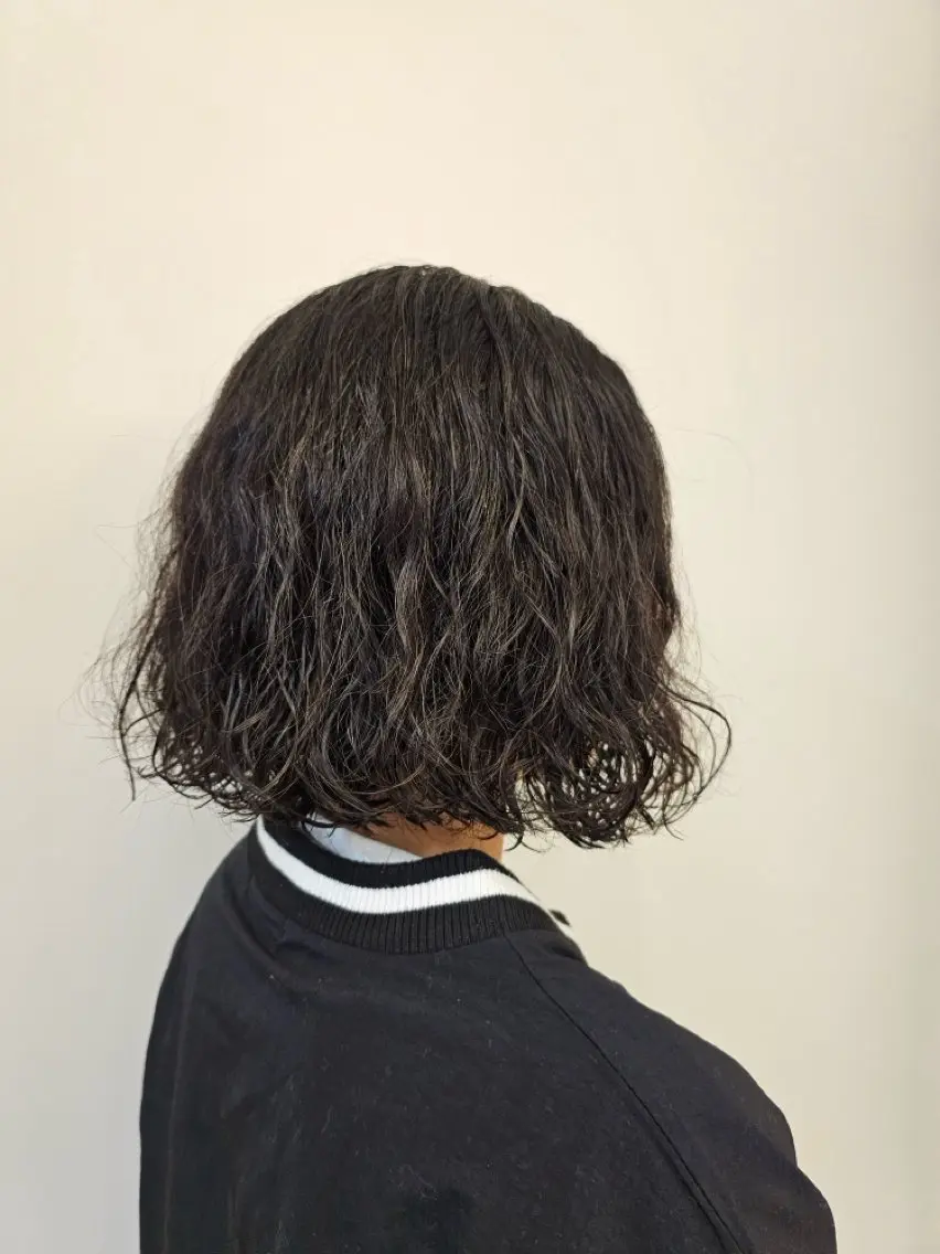 ミディアム パーマ ミディアムパーマ ｖｉｖi ヴィヴィのヘアスタイル