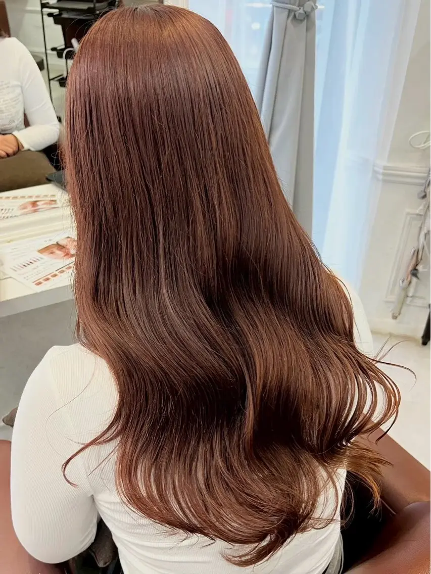 ロング カラー 森 彩夏のヘアスタイル